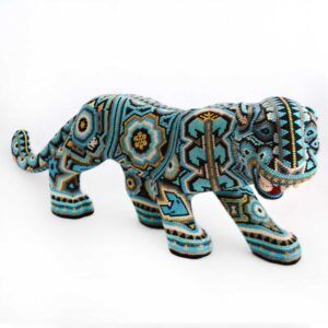 Jaguar huichol bleu : force mystique, protection ancestrale, art vibrant, tradition vivante.