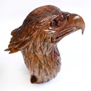Aguila de madera. finalement grand