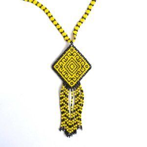 Collier huichol