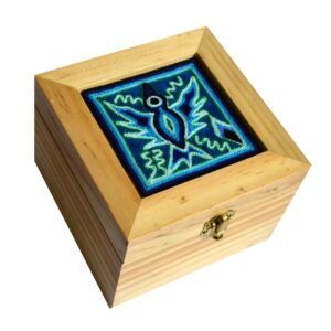 Boîte en bois d'art Huichol
