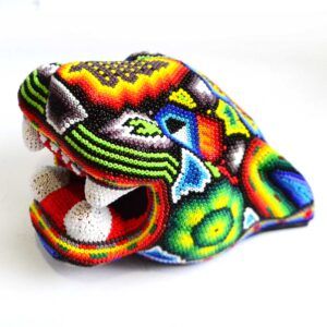 Tête de jaguar perlée Huichol – Pouvoir et esprit ancestral